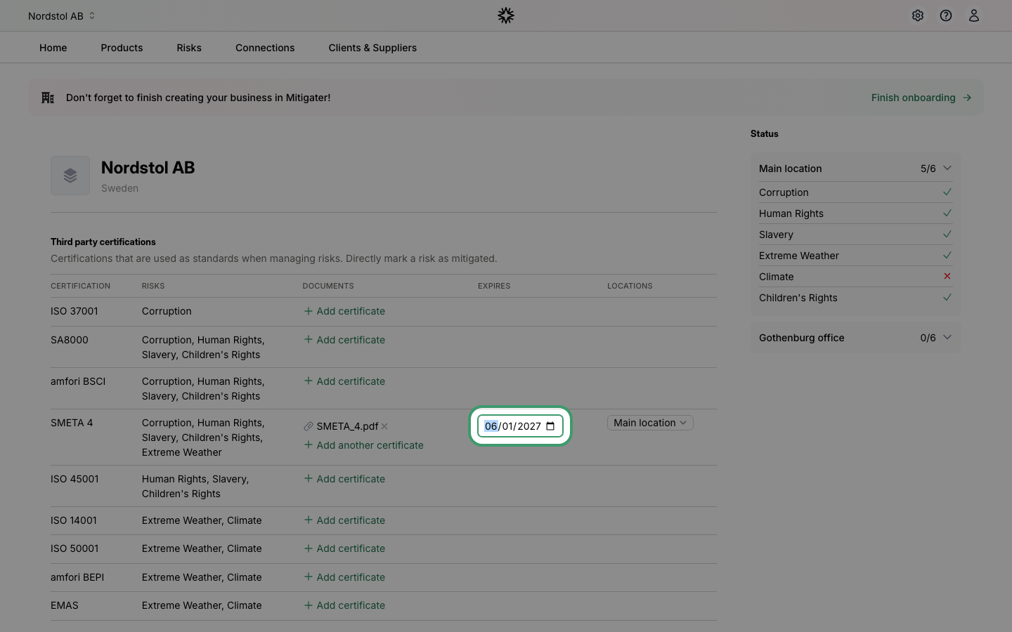 Date set to 2027 with risk status sidebar showing green checkmarks